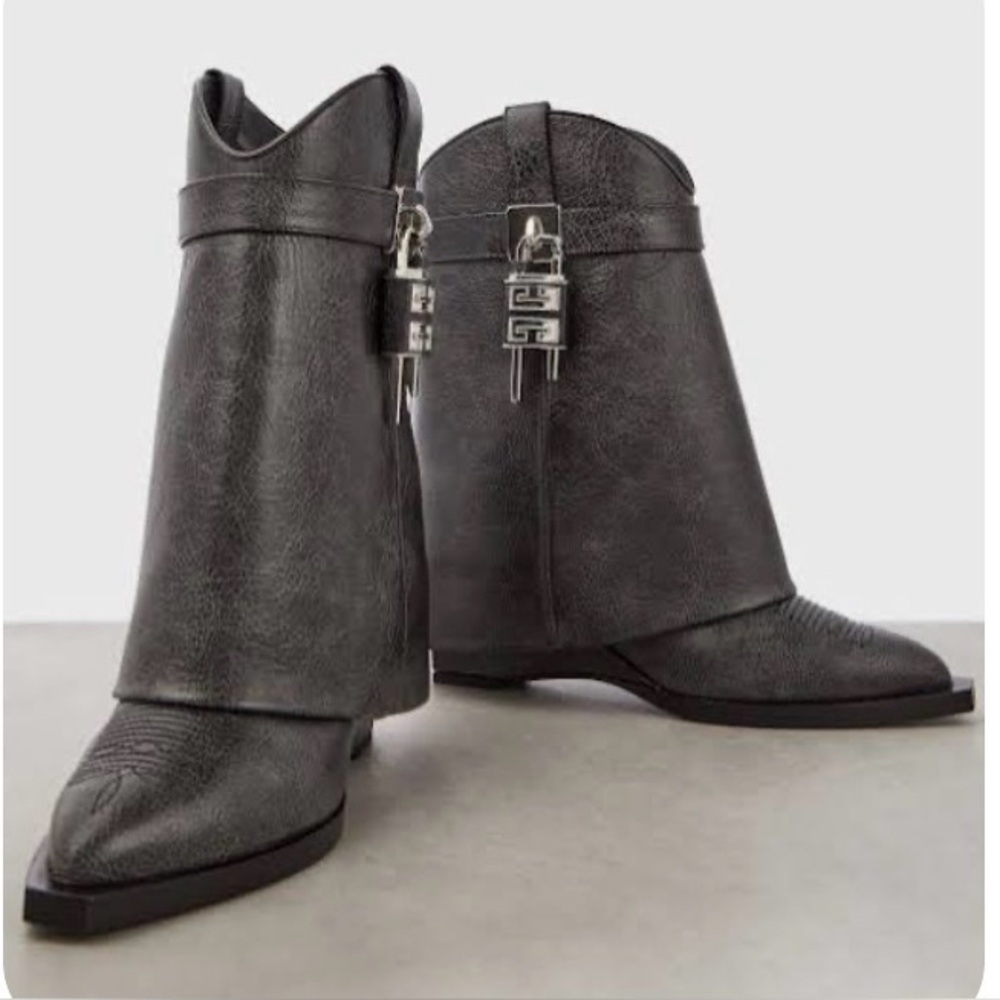 Givenchy New Authentic stylish cowboy Leather Shark Boots w Silver Hardware Sz40